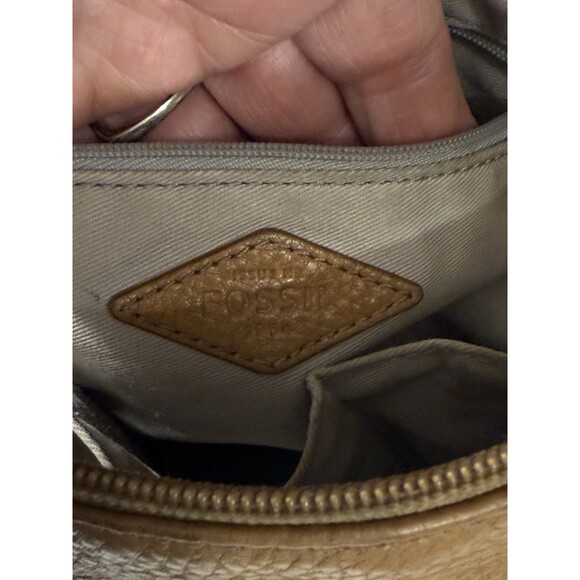 Fossil Crossbody Purse Bucket Bag Fiona Lt. Tan  Cowhide Leather 9X8X4 - Picture 14 of 16